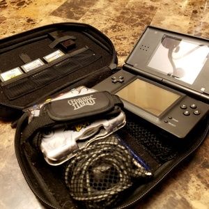 Nintendo DS Guitar Hero Bundle